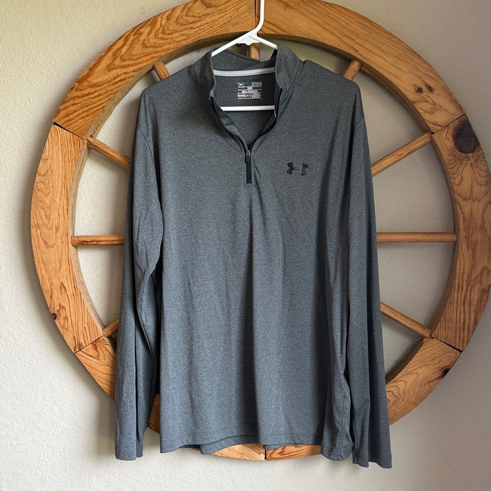 Under Armour Men's Charcoal Long Sleeve Pullover